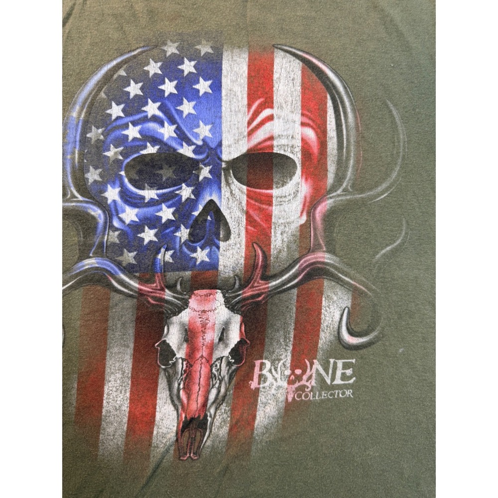 Bone Collector Mens M Green Graphic Tee American Flag Deer Skull Hunting Shirt - Picture 3 of 6